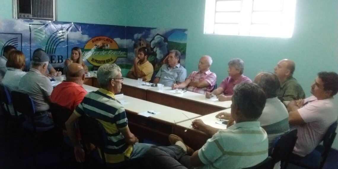 Sindicatos Rurais do Extremo Sul se reúnem em Teixeira de Freitas