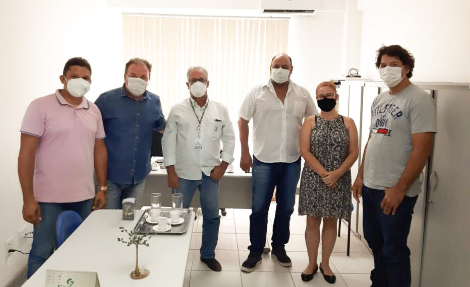 Senar Bahia realiza visita a cidade Santa Luzia