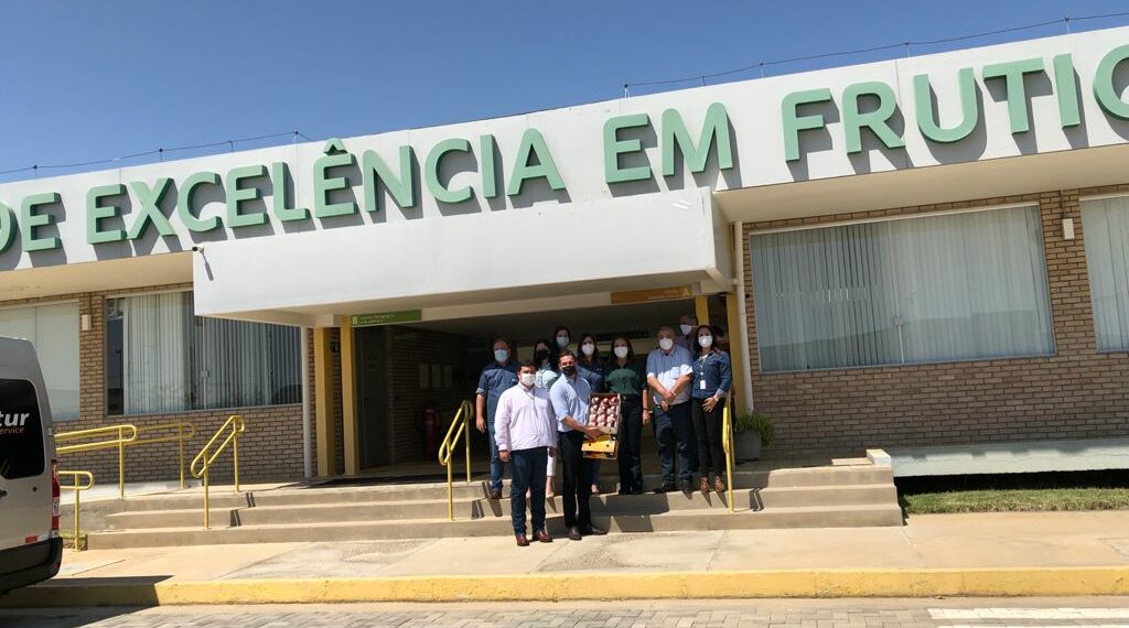 Comitiva goiana visita polo produtivo na Bahia