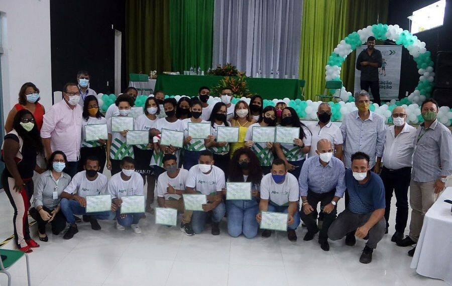 Programa AgroJovem, do Senar Bahia, certifica alunos em Uruçuca