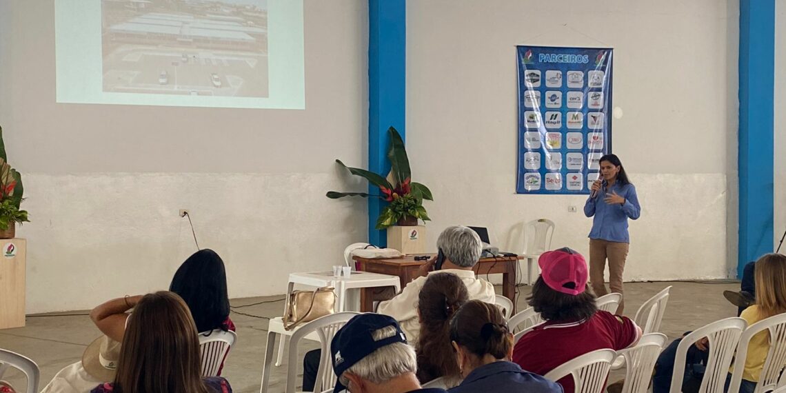 Exposição de Itapetinga é palco para lançamento do programa Senar para Elas
