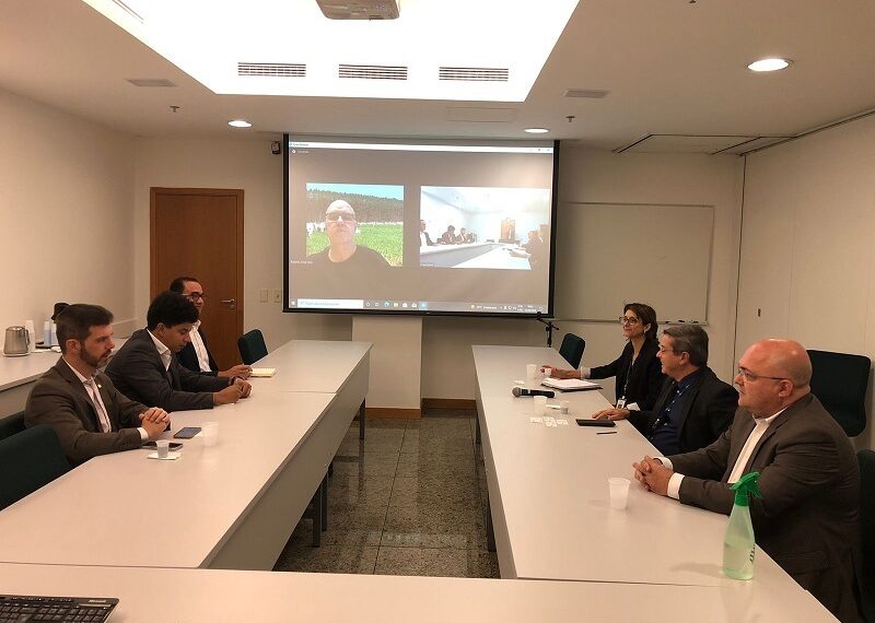 CNA e Embrapa discutem estratégias de enfretamento da seca na cultura da soja