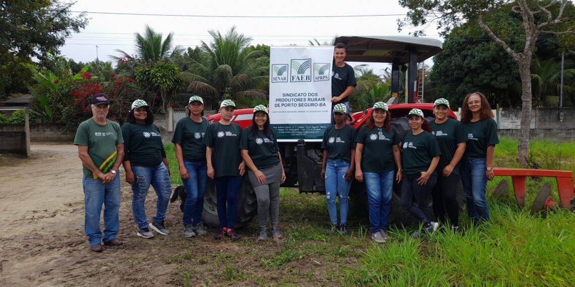 Senar Bahia oferece curso de tratorista voltado exclusivamente para o público feminino