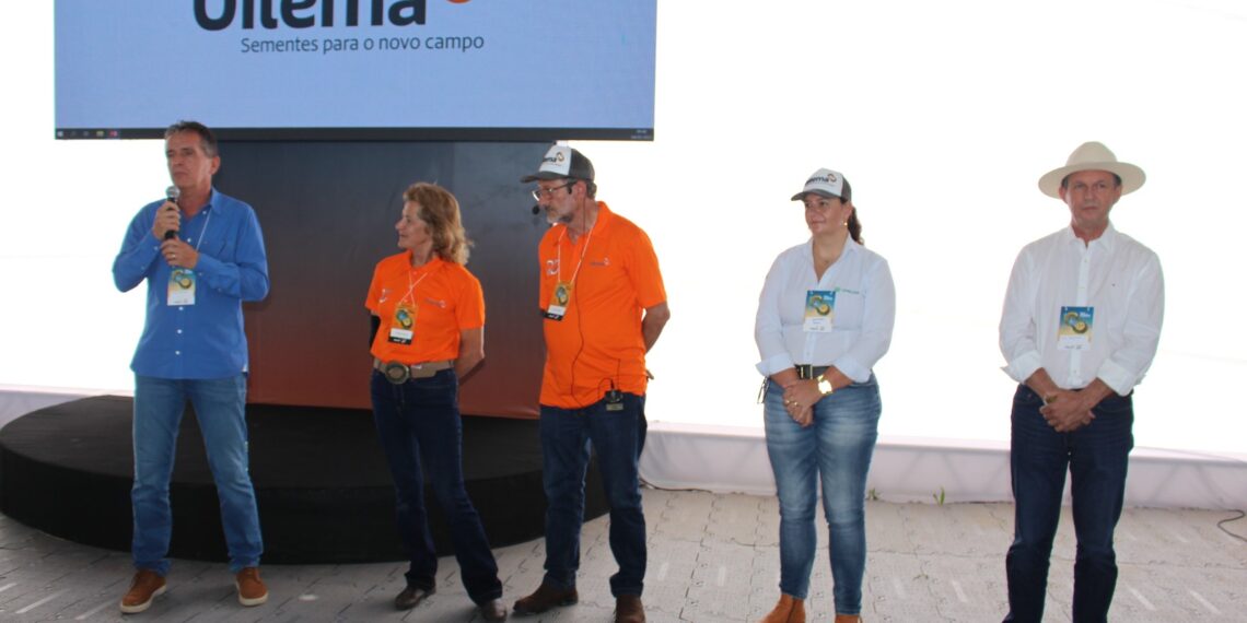 Na manhã deste sábado, 04, aconteceu o Dia de Campo Sementes Oilema, evento já tradicional no calendário do agronegócio do Oeste da Bahia.