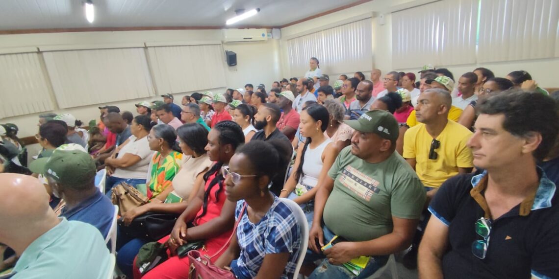 Conexão Agro reúne mais de 150 produtores em Feira de Santana para discutir inovações na avicultura