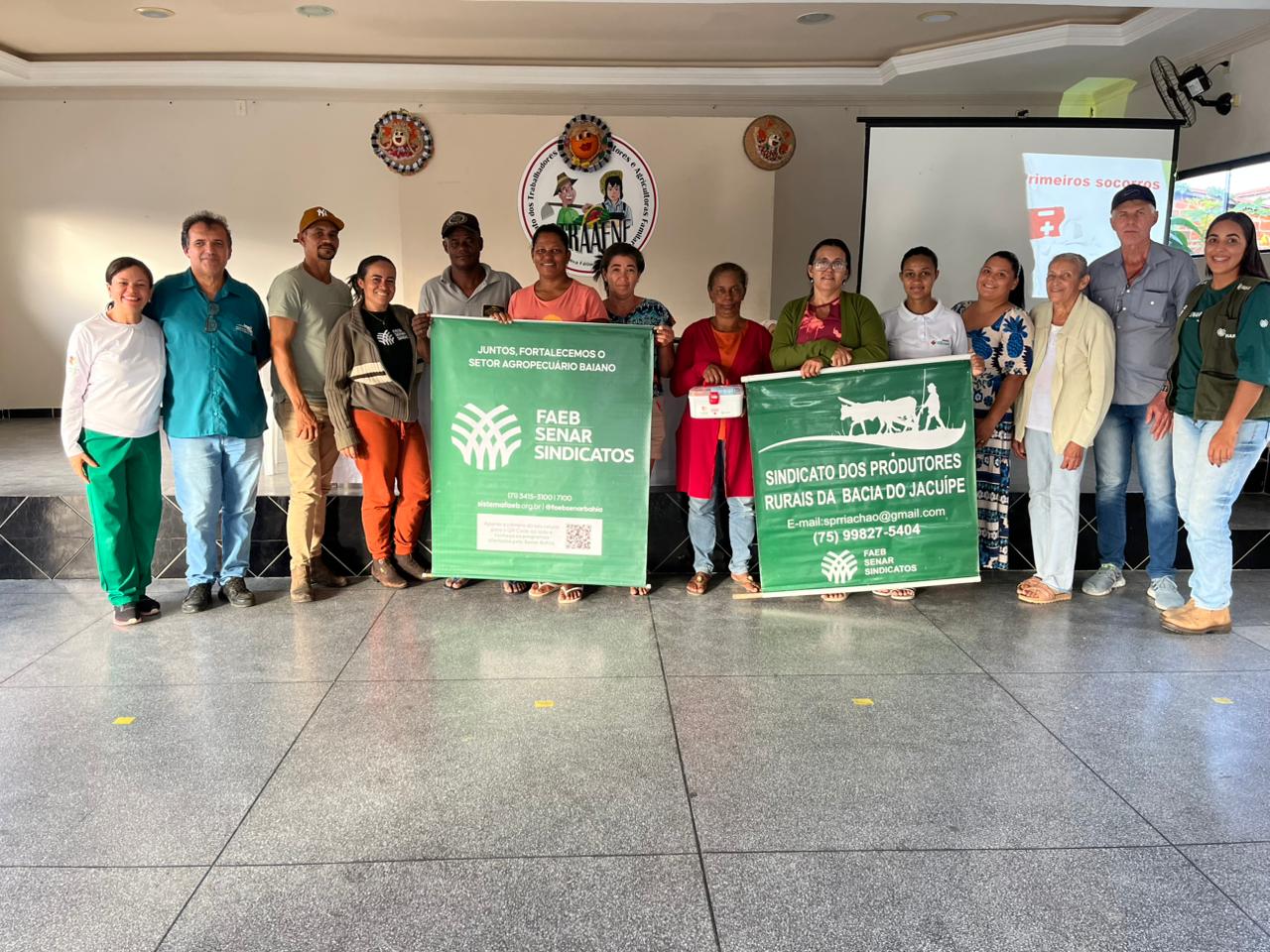Primeiros socorros para apicultoras pautam ação do Programa Saúde no Campo, do Senar Bahia