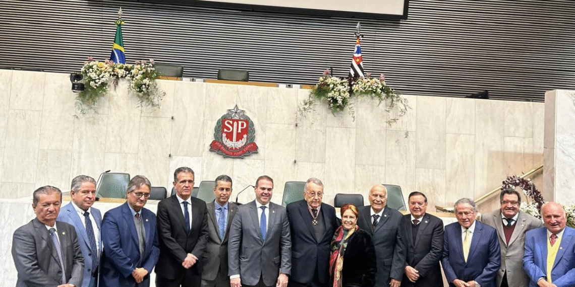 Baiano, presidente da CNA João Martins recebe maior honraria da Assembleia Legislativa de São Paulo