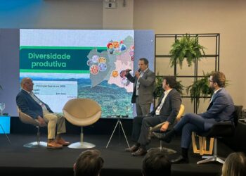 Faeb destaca papel do agronegócio na nova indústria de base da Bahia durante Summit de Negócios