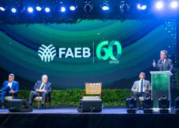 Faeb celebra 60 anos em noite histórica com lideranças do agro em Salvador