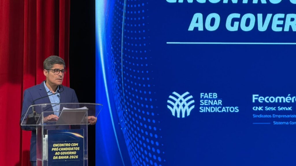ACM Neto em evento do setor produtivo da Bahia